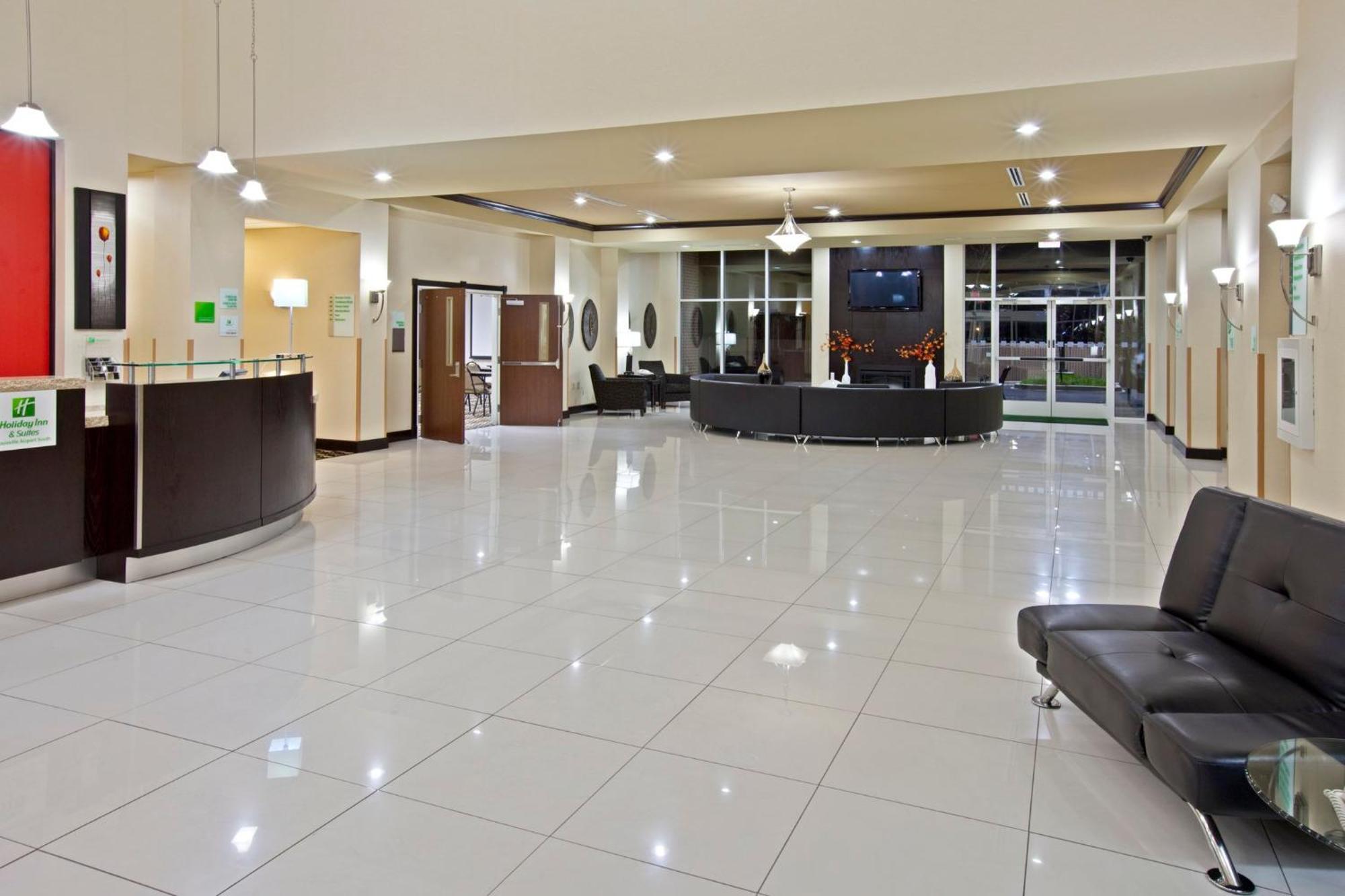 Holiday Inn Louisville Airport South By Ihg Exterior photo